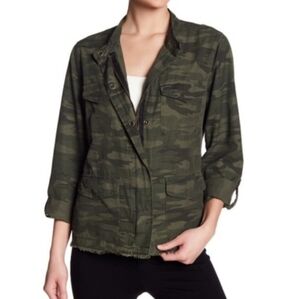 Sanctuary Tomboy Utility Grunge Indie Camo ladies fray hem shacket small